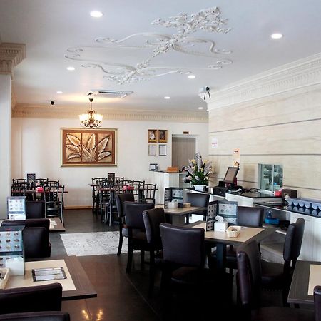Venice Lodge Μπαντάρ Σερί Μπεγκαβάν Εξωτερικό φωτογραφία