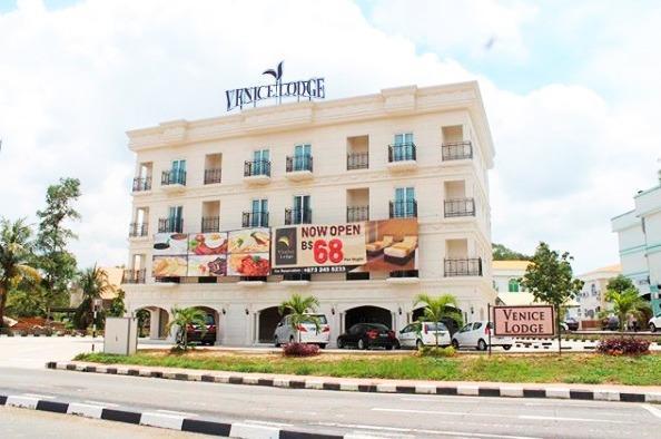 Venice Lodge Μπαντάρ Σερί Μπεγκαβάν Εξωτερικό φωτογραφία