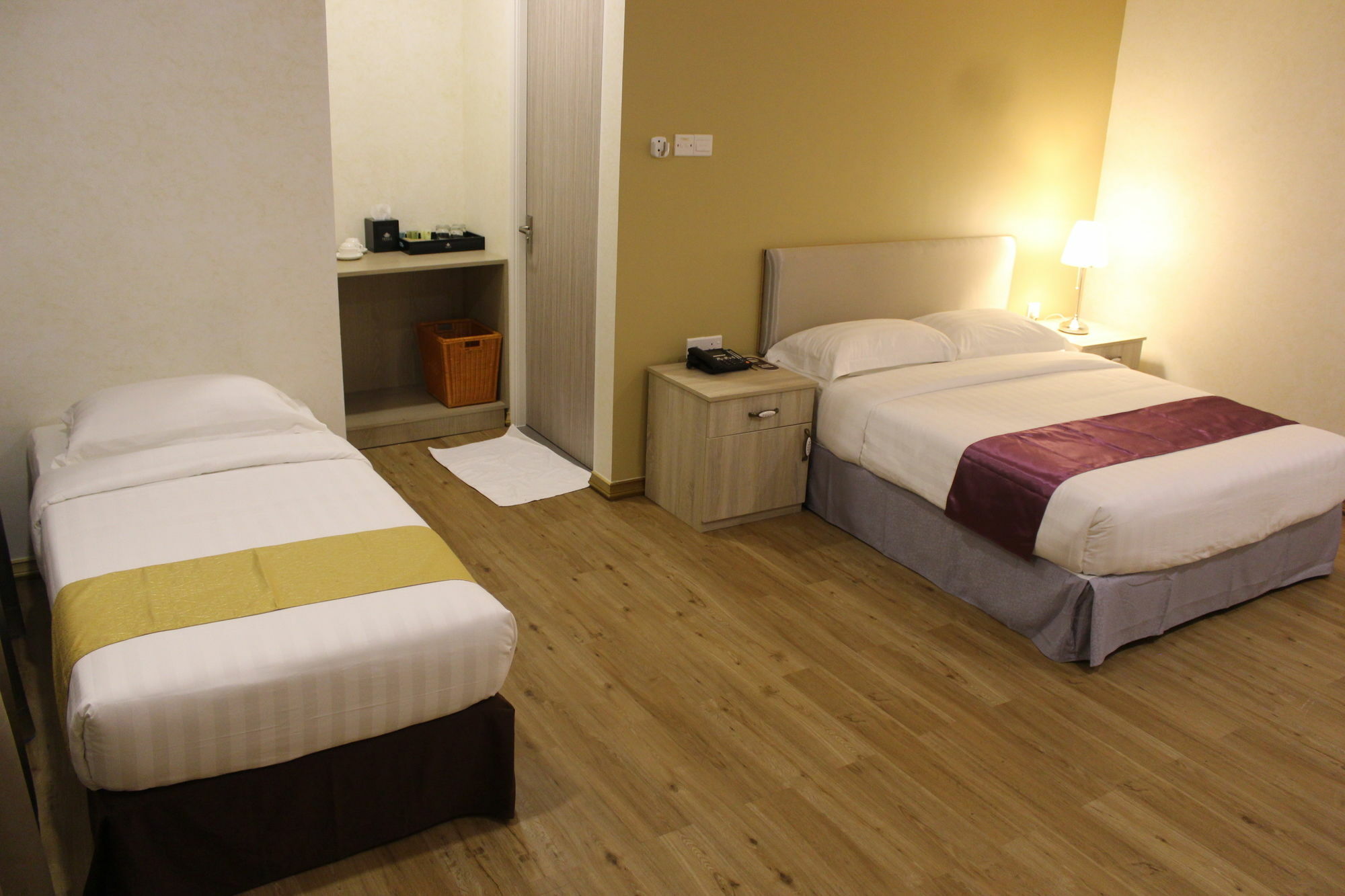 Venice Lodge Μπαντάρ Σερί Μπεγκαβάν Εξωτερικό φωτογραφία