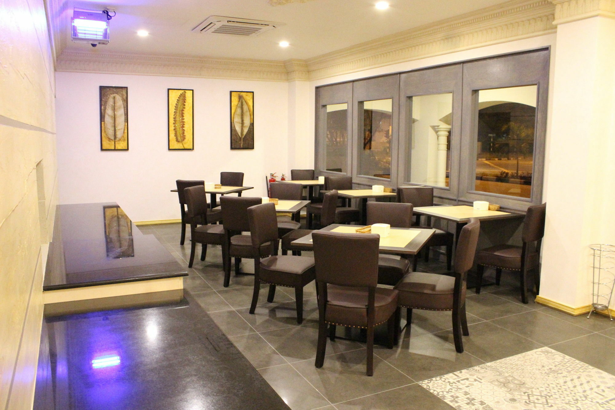 Venice Lodge Μπαντάρ Σερί Μπεγκαβάν Εξωτερικό φωτογραφία